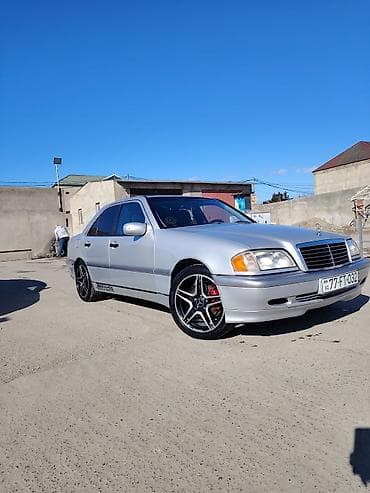 kultivator satilir: Mercedes-Benz C-Class: 2.6 l | 1999 il Sedan — 1