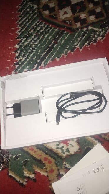 Apple iPad: Lenovo Tab (Dolby Atmos səsli) planşet - Marka/model: Lenovo Tab — 3