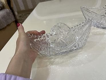 şuşə butulka: Şəffaf kəsmə naxışlı şüşədən 2 ədəd meyvə/şirniyyat qabı dəsti. - — 4