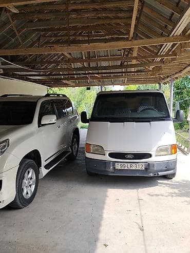 tranzit ford: Ford Transit: 2.5 l | 1998 il 360000 km Van body type — 8