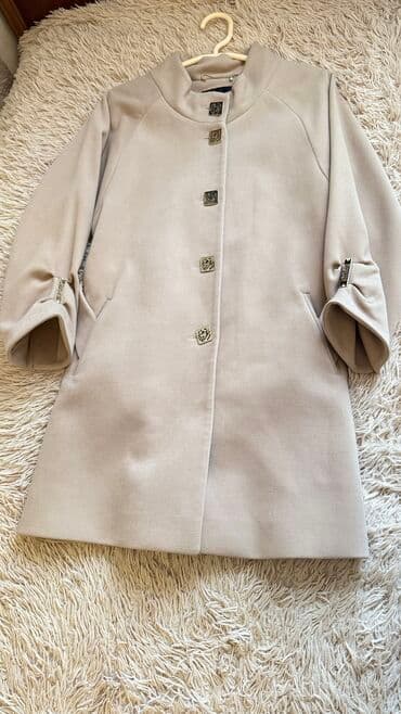 qadınlar üçün süni dublyonkalar: Palto, M, rəng - Bej — 4