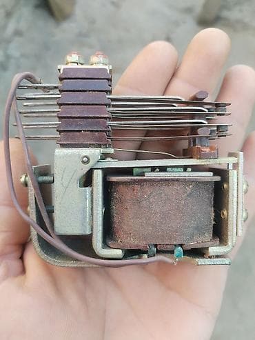 Elektromaqnit rele bloku - Tip: çoxkontaktlı elektromaqnit rele - — 1