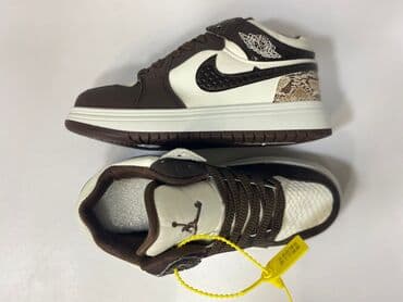 toxunma uşaq kedləri: Uşaq idman ayaqqabısı – aşağı kəsimli dizayn - Rənglər: qara-ağ və — 11