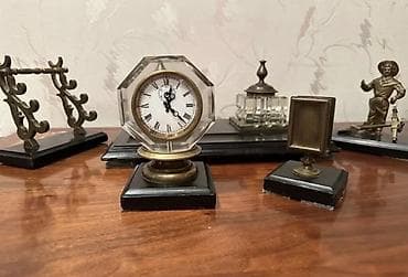 Antik bronza masa üstü aksesuarlar dəsti - Kompozisiya: klassik