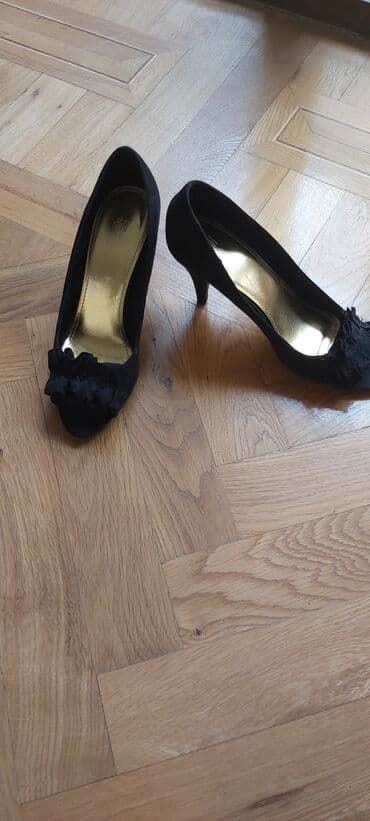 женские бежевые замшевые туфли: Туфли, Размер: 40, цвет - Черный, Новый — 3