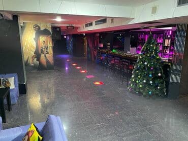 nefis döner masazir: 28 may metrosuna yaxin yerləşən pab ayi 5000 azn kirayə verilir — 3