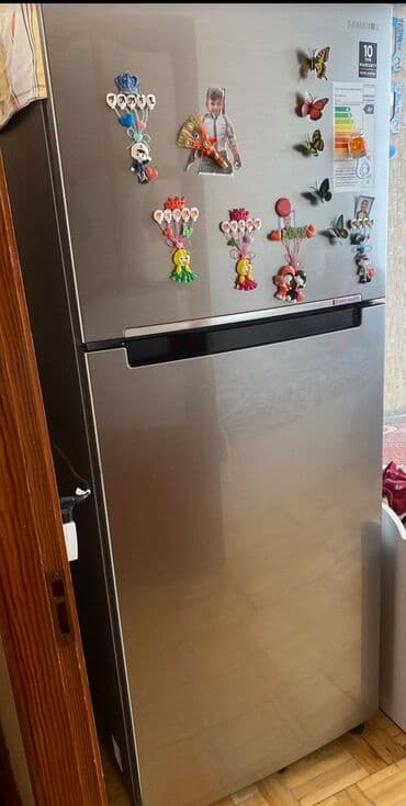 Yeni 2 qapılı Samsung Soyuducu Satılır, rəng - Boz