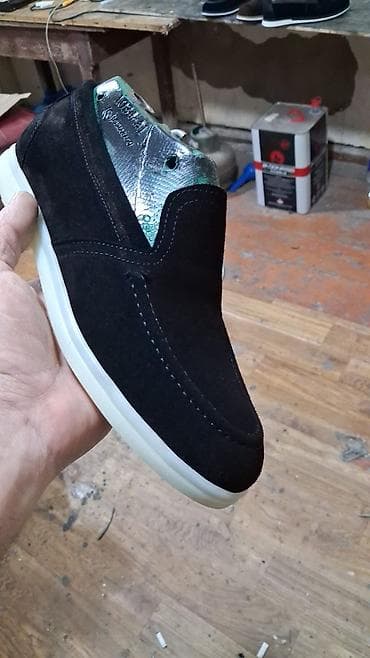 ayaqqabilar instagram: Təmiz dəri bu qiymətə hec yanda tapabilmersz 39.40.41.42.43.44razmeri — 1