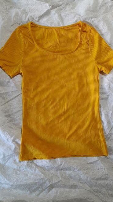 qadın koftaları: Sarı bluza(XS/S)
(Gəncə) — 1