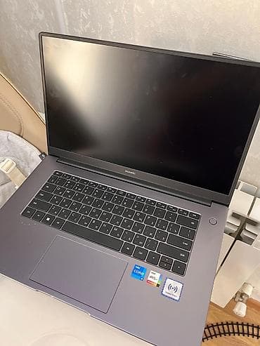 huawei matebook d16: Kontakt Home mağazalar şəbəsindən almışdım. Şəxsi notebookumdur çox az — 3