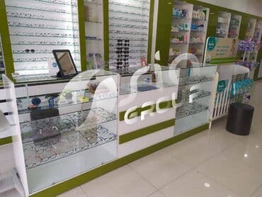 mebiller: Aptek vitrin mebellerinin yiqilmasi Hər növ vitrin mebel yığılması — 1