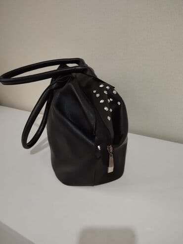 devit 3: Sumka əsil dəridən 2, 3 dəfə işlənib təzədən secilmir — 13