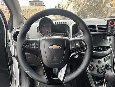 bmw e34 turbo: Chevrolet Aveo sedan – ağ rəngdə, 4 qapılı, şəhər üçün çevik və — 10