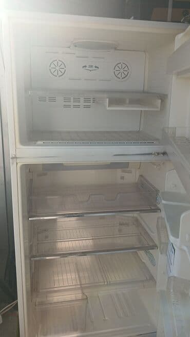 зил москва холодильник: İşlənmiş 2 qapılı Soyuducu Satılır, rəng - Ağ, Təkərli — 2