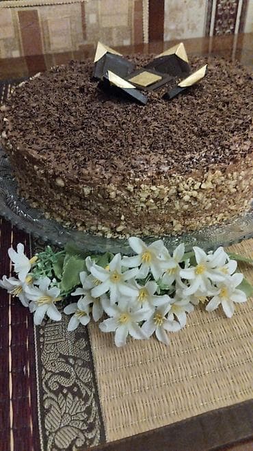 Ev şirniyyatları – tort və ekler/qobu pufları, şirniyyatdan əlavə