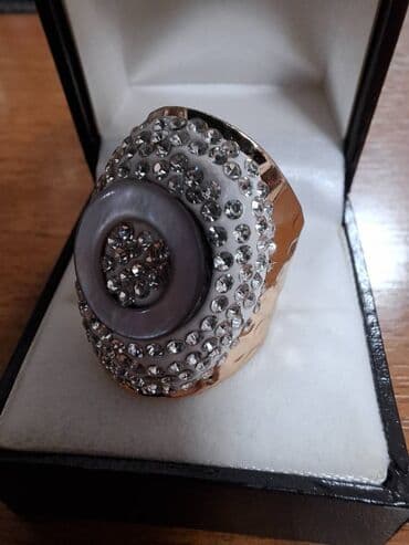 qizil halqa qolbaqlar: Bijuteriya
Teze.
Бижутерия. Кольца перстни. Все новое. В наличии — 14