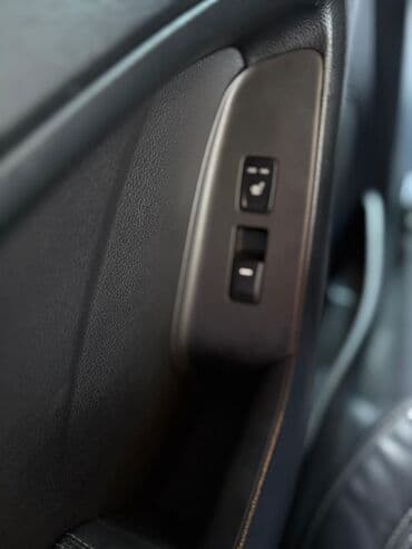 kia masin: Kia K3: 1.6 l | 2014 il Sedan — 4