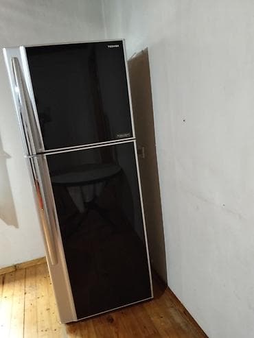 ucuz mini soyuducular: İşlənmiş 2 qapılı Toshiba Soyuducu Satılır, rəng - Qara — 4