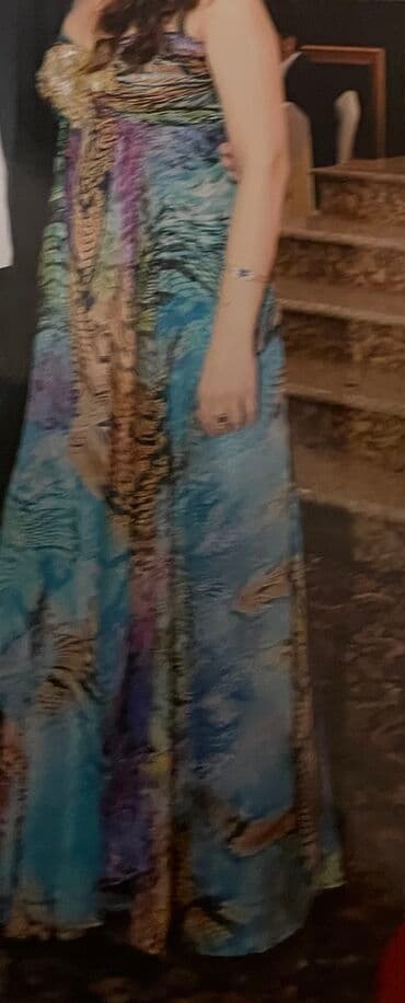 Ziyafet donu 1defe geyınılıb