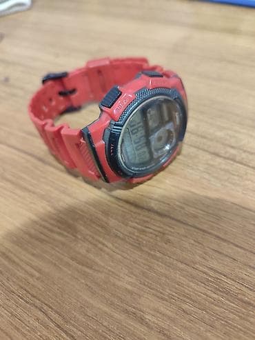 hamilton saat: İşlənmiş, Qol saatı, Casio, rəng - Qırmızı — 3