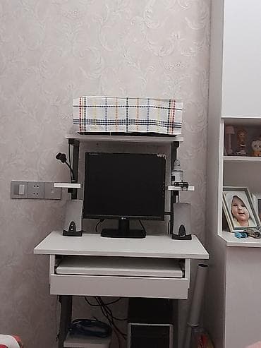 bağ stolu: İşlənmiş, Kvadrat masa — 2