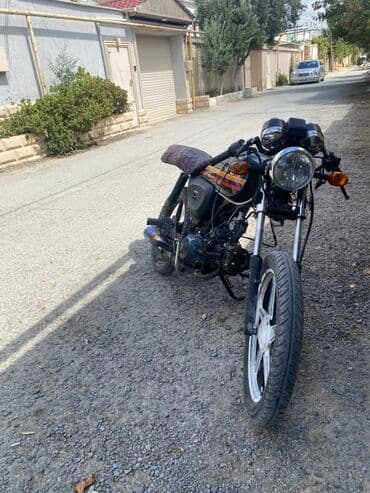 moped işlənmiş: Kuba — 1