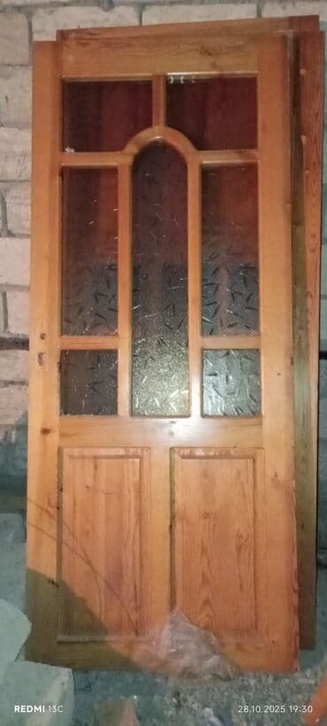 Taxta qapılar dəsti - Material: tam ağac (şam fakturalı), təbii