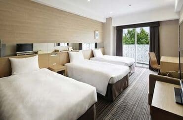 otaq yoldawi: Hostel bir gun 10 azn bakida ulduz metrosunun yaninda yerlesir bir — 1