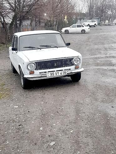 r13 tekerler: VAZ 2101, ağ rəngli sedan tecili satılır maşın göyçaydadı — 7
