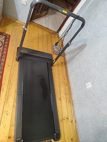 qaci: Yığcam ev qaçış trenajoru - Elektrikli qaçış yolu, qatlanan tutacaqla — 2