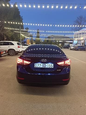 hyundai accent 2018 1.6: Hyundai Elantra sedan - Kuzov: dərin mavi rəng, idman üslublu ön və — 5