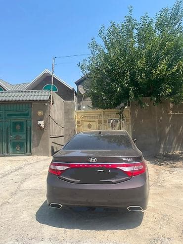 Hyundai Grandeur: 2 l | 2014 il Sedan