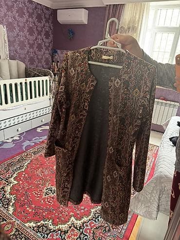 Qadın geyim dəsti – 3 məhsul 1) Uzun kardiqan - Rəng/naxış: qəhvəyi