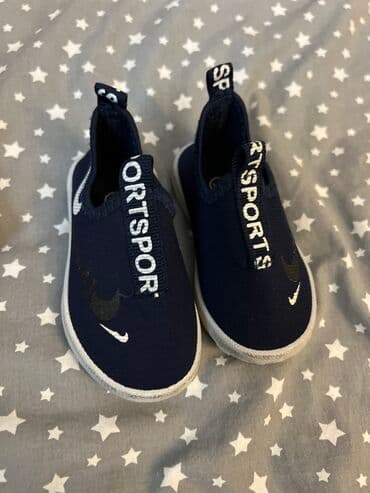 qebelend ters ev: 3 ayaqqabi 16, 18, 21 razmer hamisi birlikde 30 azn 1 ci olan — 9