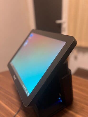 Lincoln: Acom POS terminal – toxunma ekranlı kassaya yararlı all-in-one sistem — 2