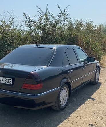 mercedes c dizel: Mercedes-Benz : 1.8 l | 1998 il Sedan — 4