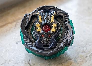bas gitara: Beyblade partiya dəsti – iki fırlanan top və buraxılış qurğusu — 4