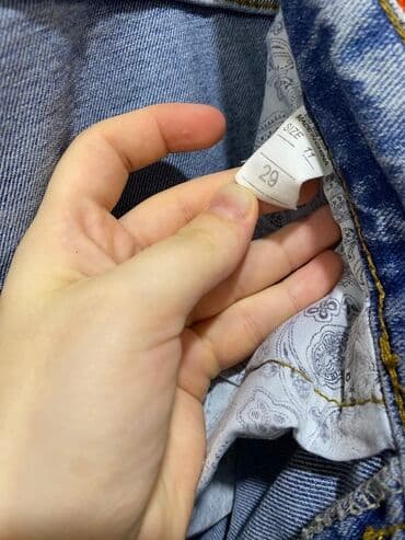 qaqa şalvarı: Mavi rəngli “DENIM” cins şalvar - Etiket ölçüsü: 29 yazılıb amma M və — 3