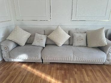 Duz divan satılır 
Qiymət 300 azn
Ünvan Xırdalan 
Nika3188 E