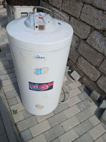 Elektrik su qızdırıcısı (akkumulyator tipli, şaquli silindrik gövdə)