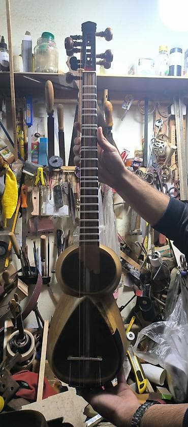 tar kaman qaval: Tar – Azərbaycan milli simli musiqi aləti Aşağdakılardan başqa kiməsə — 2