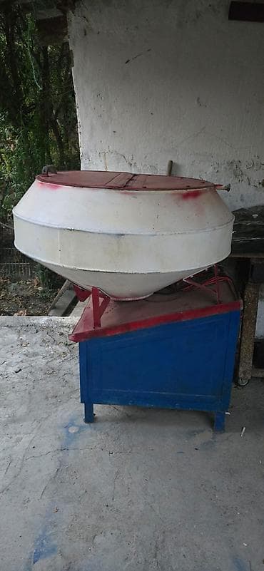 Kənd təssərüfatı avadanlığı: Təmiz fabrik malıdır. İşləkdir, heç bir problemi nasazlığı yoxdur. 30 — 4