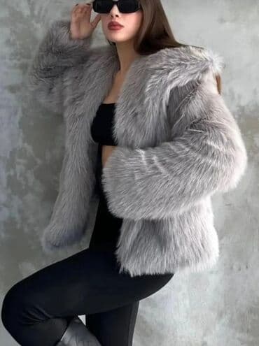 женские свитера с мехом: Boz rəngdə qadın xəz üslublu jaket - Stil: Həcmli, L razmer .Yenidir — 2