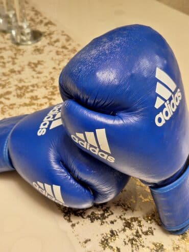 Məhsul: adidas boks əlcəkləri (cüt) - Rəng: mavi - Ölçü/çəki: 12 oz