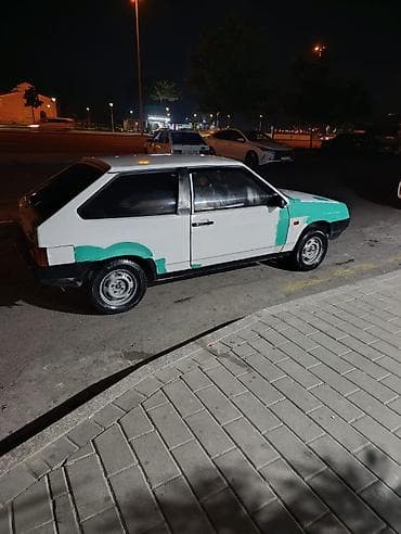 Model: VAZ hatchback (5 qapılı olmayan, 3 qapılı kuzov) Nömrə — 3