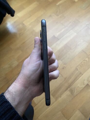 iphone 11 satilir: IPhone 11, Qara, Face ID — 5