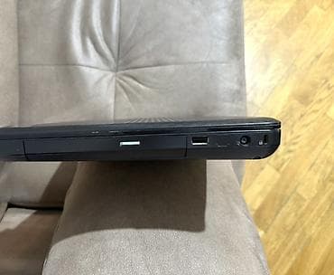 notebook ram: Compaq noutbuk - Ekran: təxminən 15.6" - Klaviatura: tam ölçülü — 5