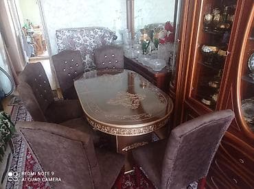 azəri sekisləri: Qonaq otağı üçün, İşlənmiş, Açılan, Oval masa, 6 stul — 1