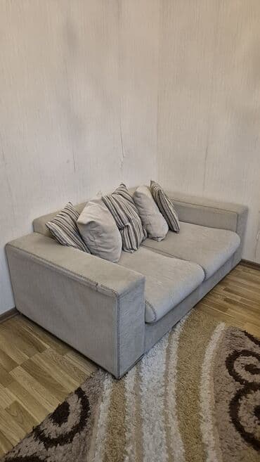 işlenmiş divan: Mini-divan, İşlənmiş, Açılmayan, Bazasız, Parça — 1