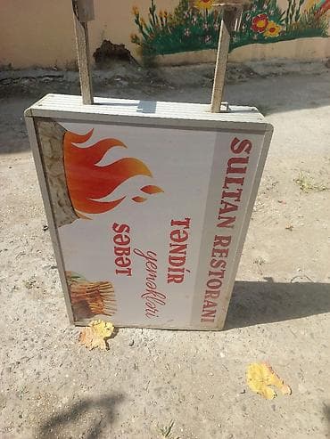 Reklam lövhəsi.vinili qoparib basqa yazi vura bilersiz. - Tip — 2